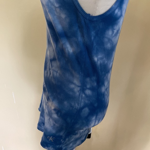 Calvin Klein tank top - Picture 8 of 13